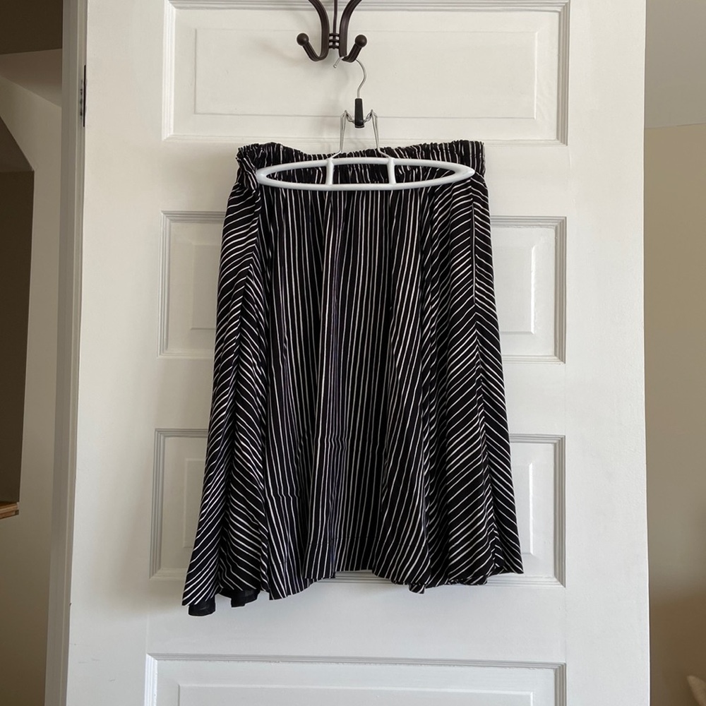 InWear black and white striped skirt